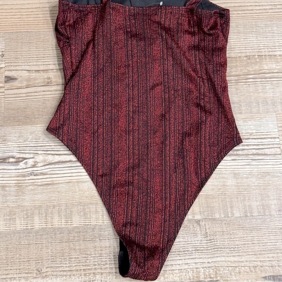 And Now This Metallic Sleeveless Bodysuit black/deep red size XS - Picture 10 of 11